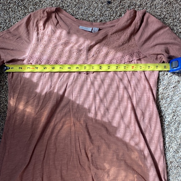 Logo Lori Goldstein blouse
Size Medium - Picture 5 of 5